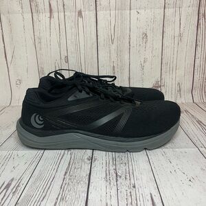 Topo Athletic Magnifly 4 Running Shoes Mens Size 13 Black/Grey Sneakers